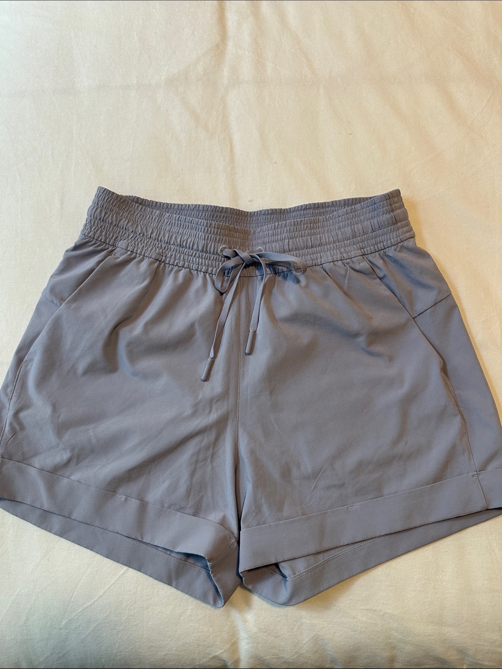 Lululemon Lavender Cuffed Drawstring Active 3in Shorts